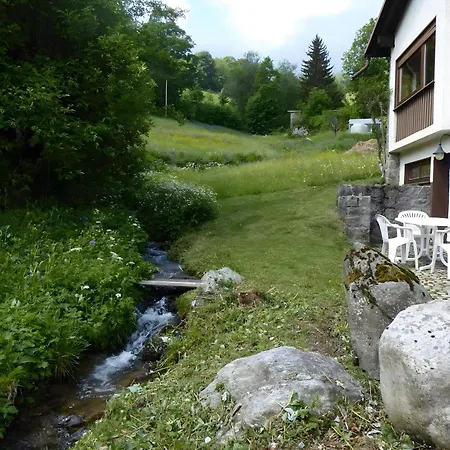 Am Bach Holiday home *